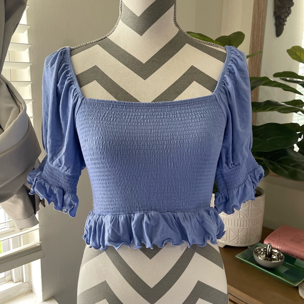 Forever 21 Blue Puff Sleeve Smocked Crop Blouse